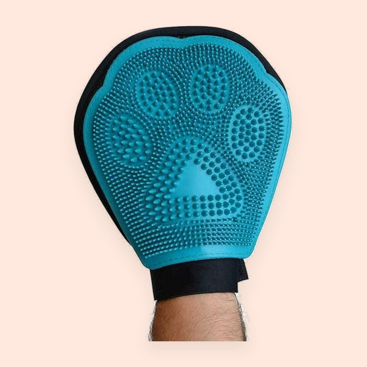 The Coatsy Massage Mitt